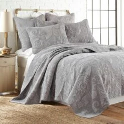 Perla Paisley Quilt And Pillow Sham Set - Levtex Home